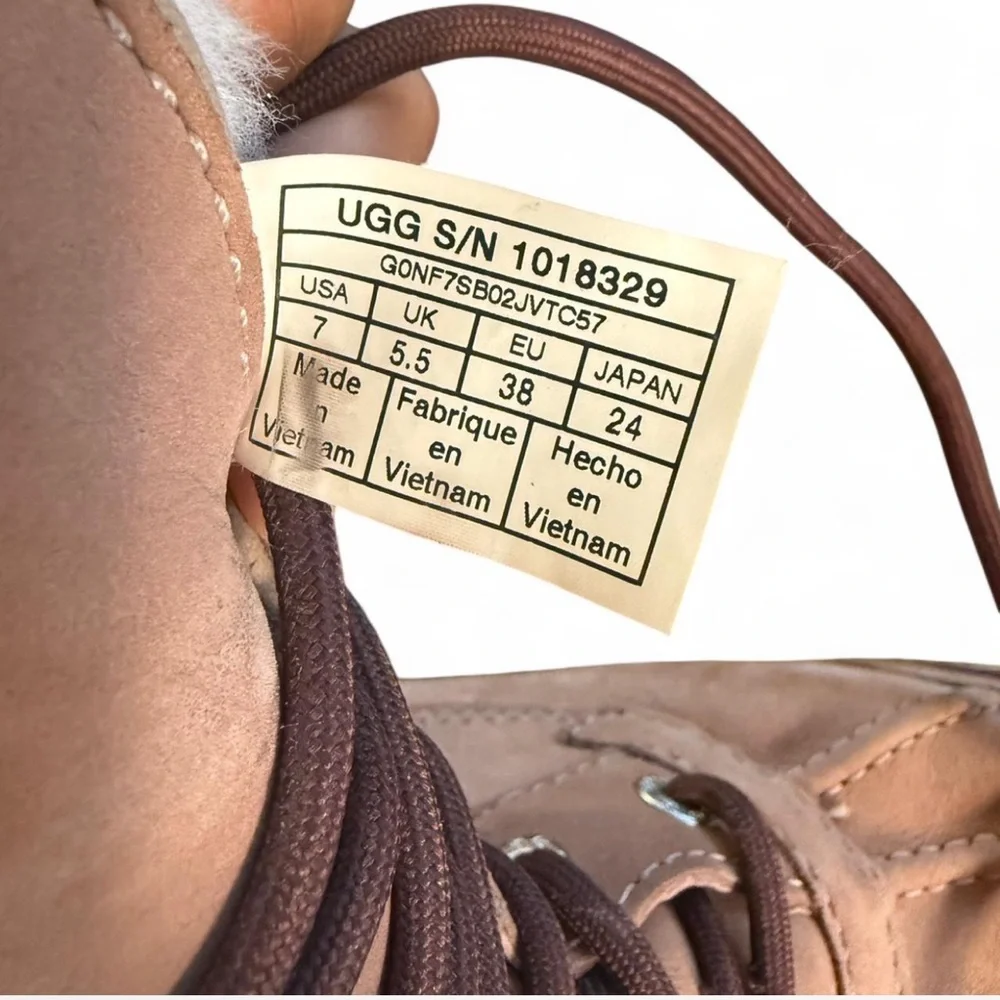 UGG Women's Brown and Cream Winter Boots